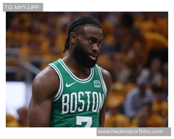 路威称赞杰伦布朗为12月最佳球员东部无人能敌的杰出表现引发关注